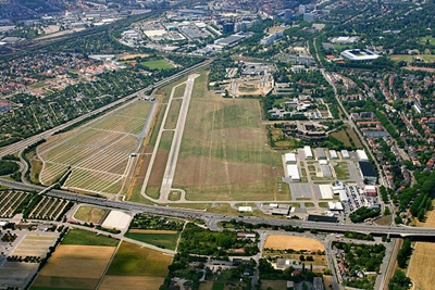 Lufaufnahme vom Flugplatz Mannheim